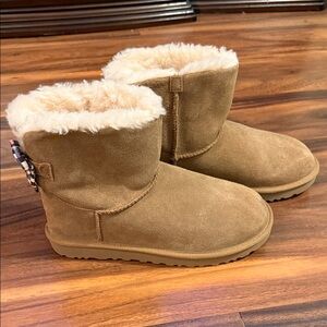 NWOT UGG Tan Boots